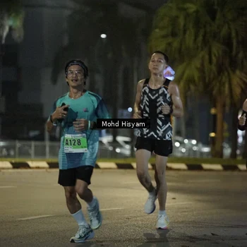 Runner Photo 8989316