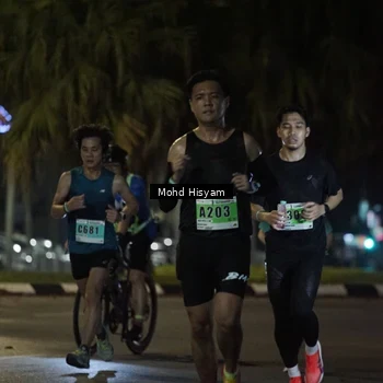 Runner Photo 8989358