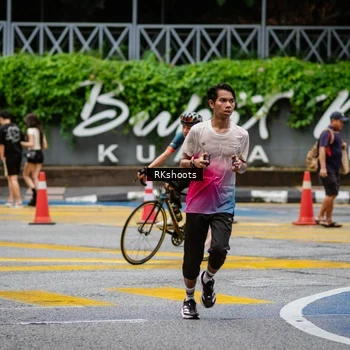 Runner Photo 8989438