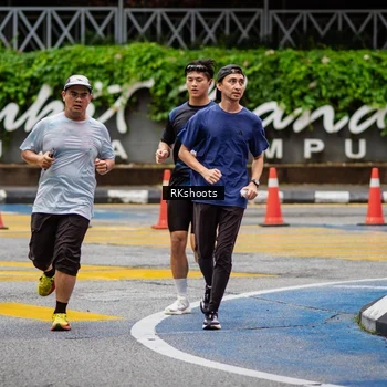 Runner Photo 8989506
