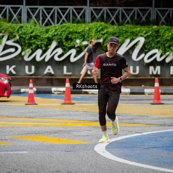 Runner Photo 8989512