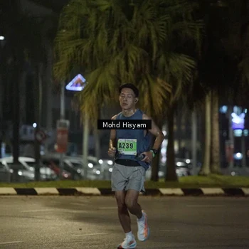 Runner Photo 8989543