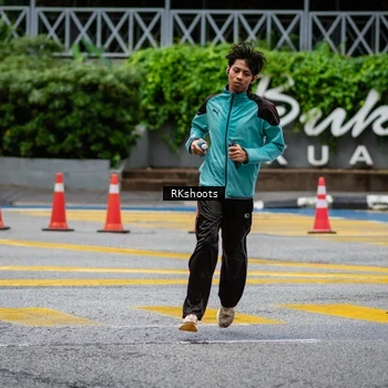 Runner Photo 8989547