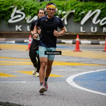 Runner Photo 8989565