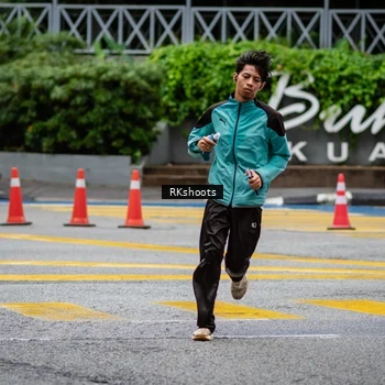 Runner Photo 8989567
