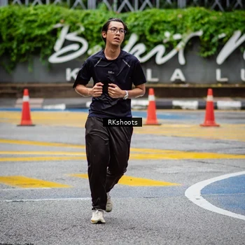 Runner Photo 8989581