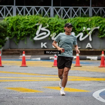 Runner Photo 8989606