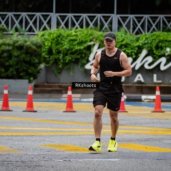 Runner Photo 8989645