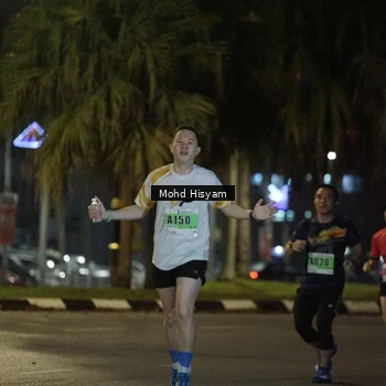 Runner Photo 8989738