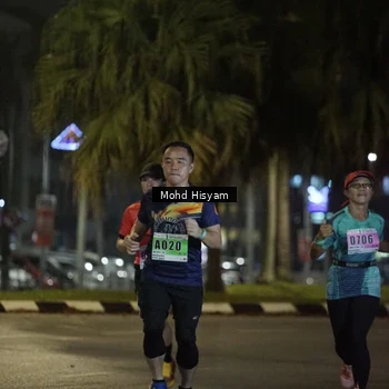 Runner Photo 8989747