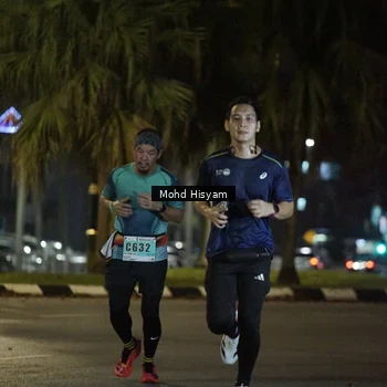 Runner Photo 8989756