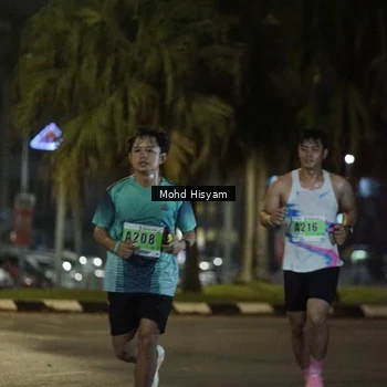 Runner Photo 8989768