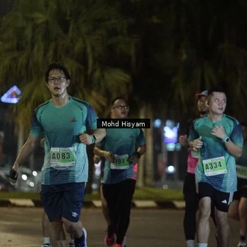 Runner Photo 8989789