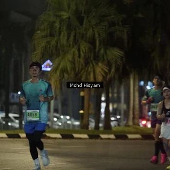 Runner Photo 8989839