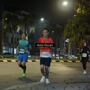 Runner Photo 8989857