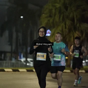 Runner Photo 8989859