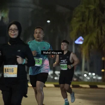 Runner Photo 8989864