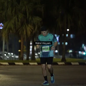 Runner Photo 8989912