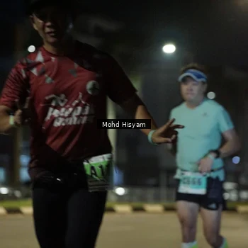 Runner Photo 8989991