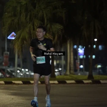 Runner Photo 8990002