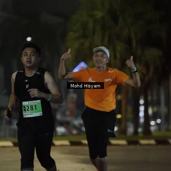 Runner Photo 8990004