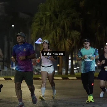 Runner Photo 8990075