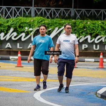Runner Photo 8990111