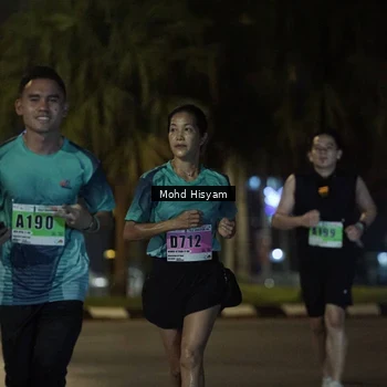 Runner Photo 8990116