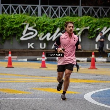 Runner Photo 8990187