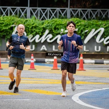 Runner Photo 8990208