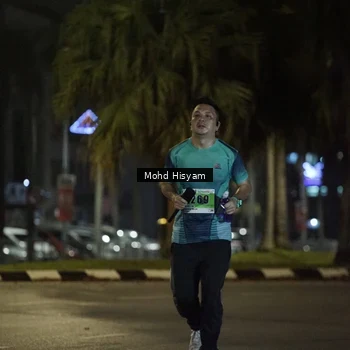 Runner Photo 8990210