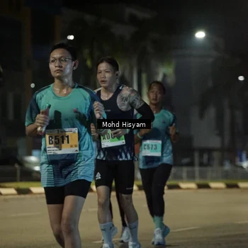 Runner Photo 8990223