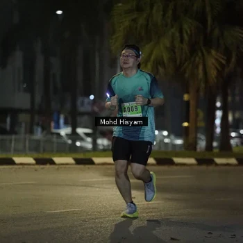 Runner Photo 8990230