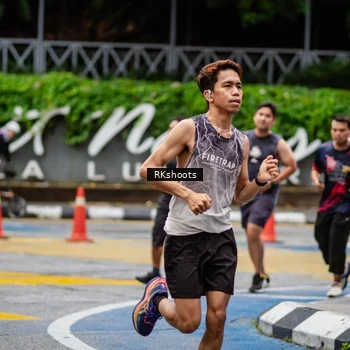 Runner Photo 8990232