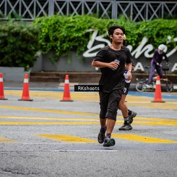 Runner Photo 8990237
