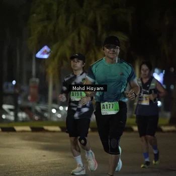 Runner Photo 8990241
