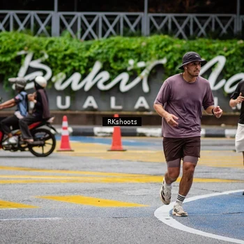 Runner Photo 8990246