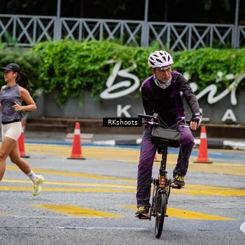 Runner Photo 8990257