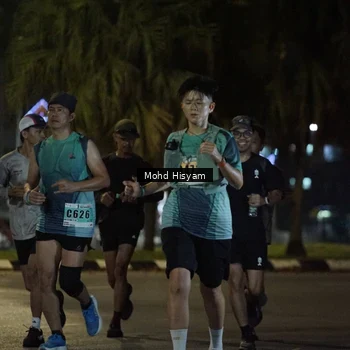 Runner Photo 8990267