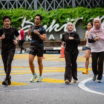 Runner Photo 8990276