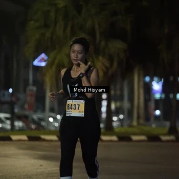 Runner Photo 8990323