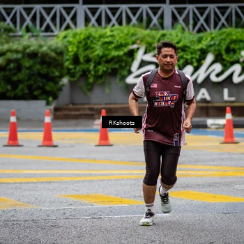 Runner Photo 8990331