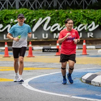 Runner Photo 8990346