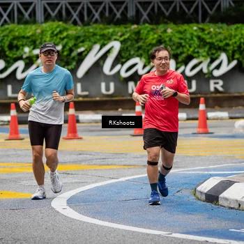 Runner Photo 8990347