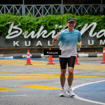 Runner Photo 8990348
