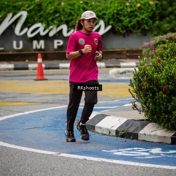 Runner Photo 8990373
