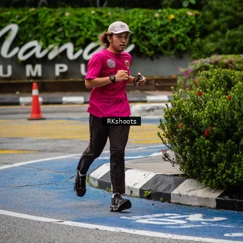 Runner Photo 8990379