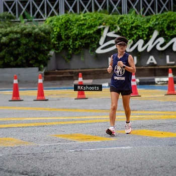 Runner Photo 8990385