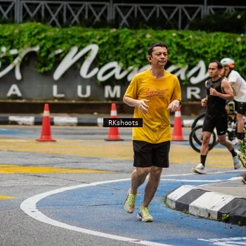 Runner Photo 8990393