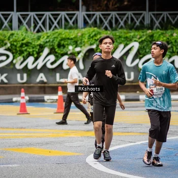 Runner Photo 8990412